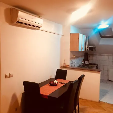 Oscar Apartman *